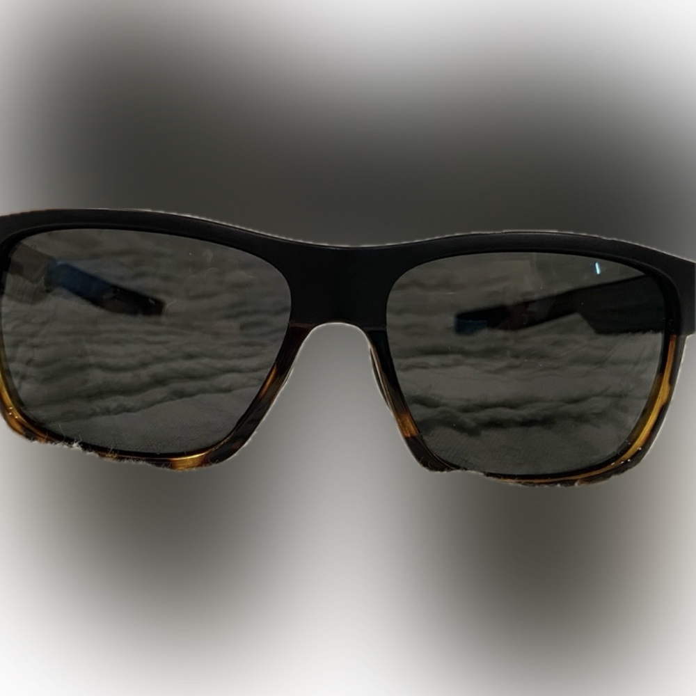 Costa Del Mar •Half Moon• Sunglasses 🕶️